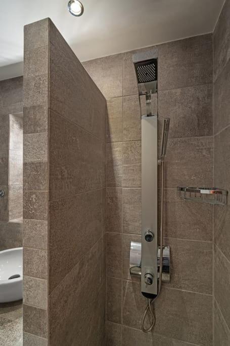 Peaceful 2 Bedroom In Glyfada Center Αθήνα Εξωτερικό φωτογραφία